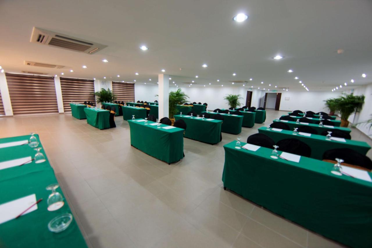 Lotus Desaru Beach Resort & Spa Bandar Penawar Eksteriør billede