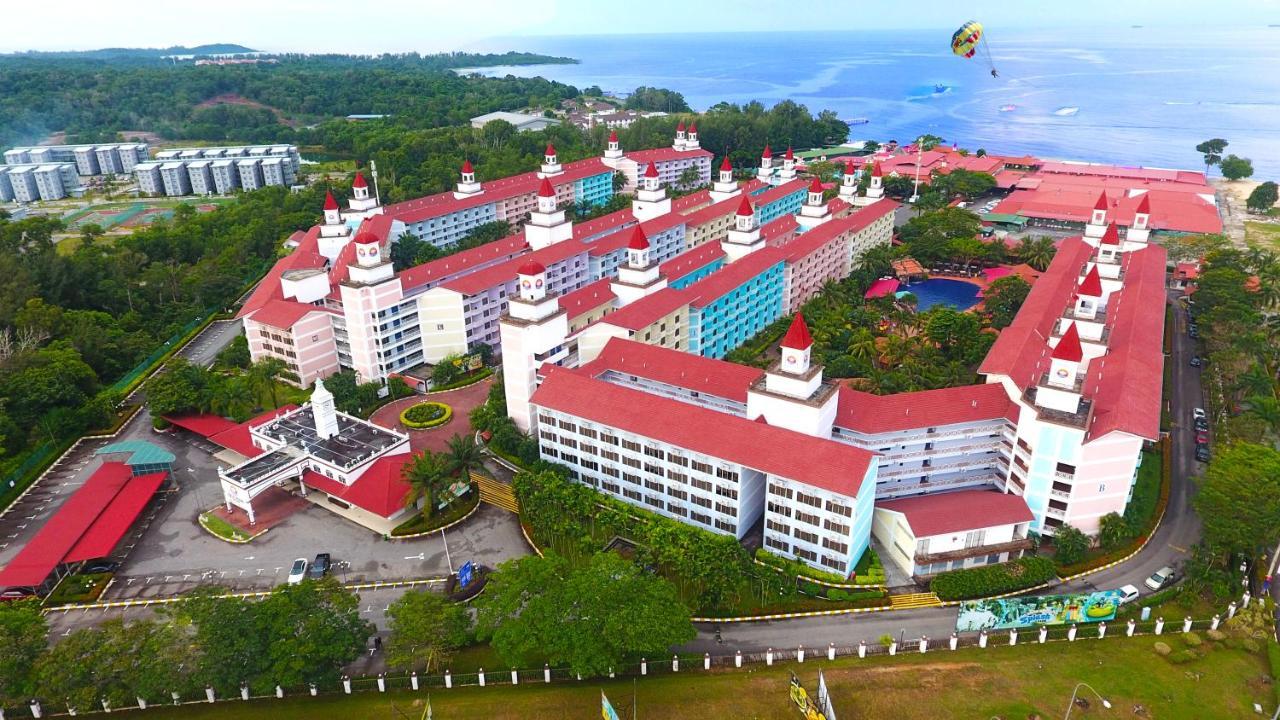 Lotus Desaru Beach Resort & Spa Bandar Penawar Eksteriør billede